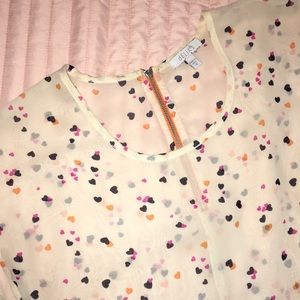 delia’s zippered heart pattern blouse 🧡